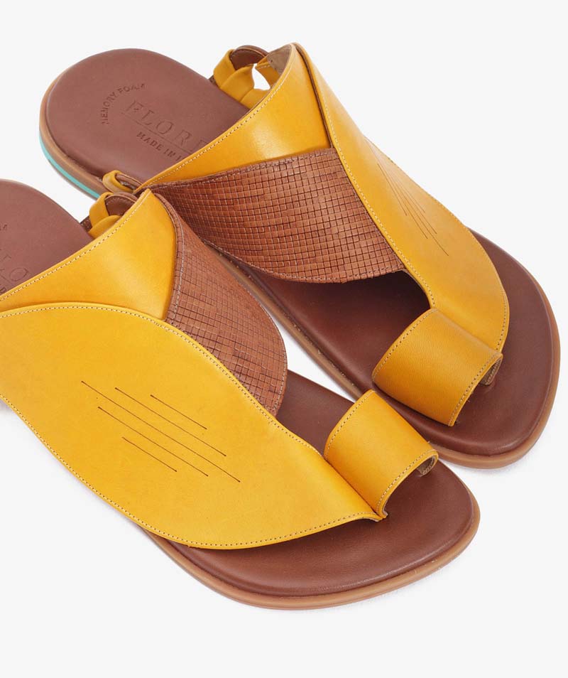 نعال شرقي زبيري جلد طبيعي