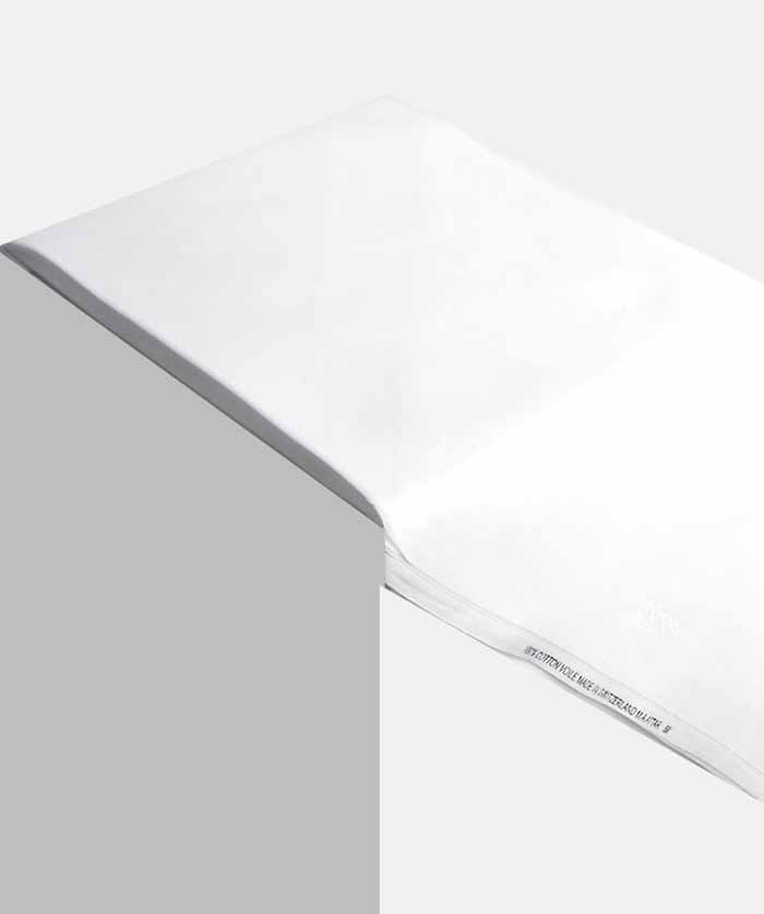 العطار - غترة بيضاء