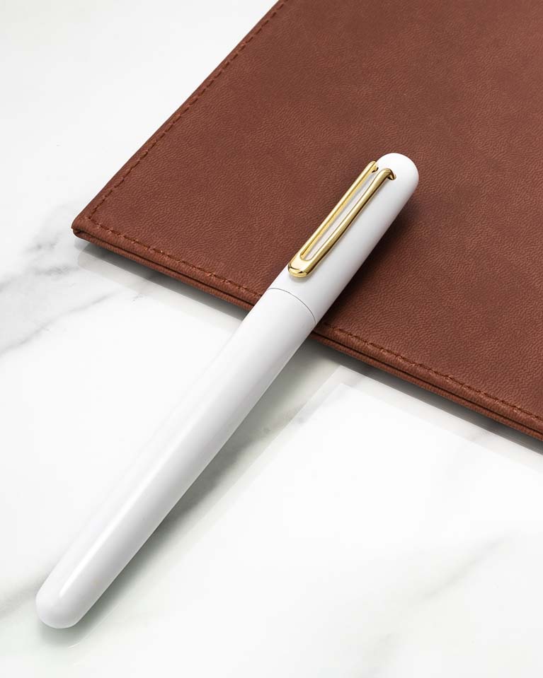 Men pen white PEN320WT