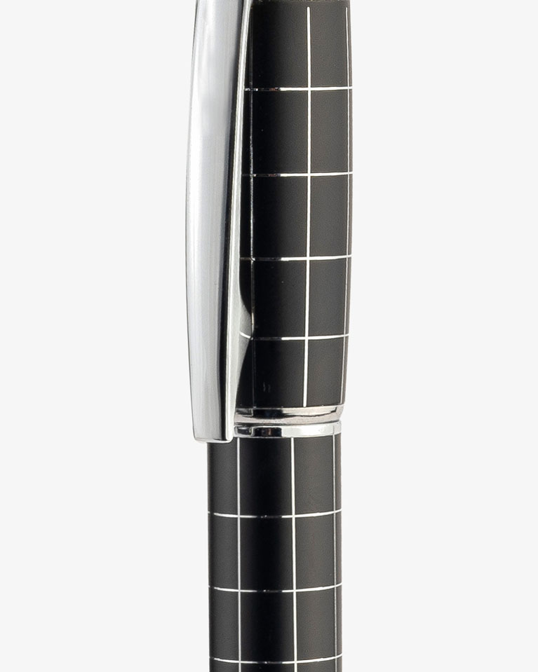 Men pen black& silver PEN840BK