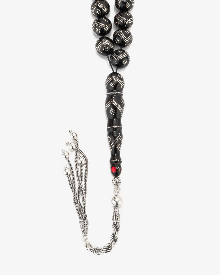 سبحة يسر مزينة بالفضة الخالصة