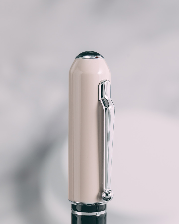 DAHNAG pen black & beige PEN909BK