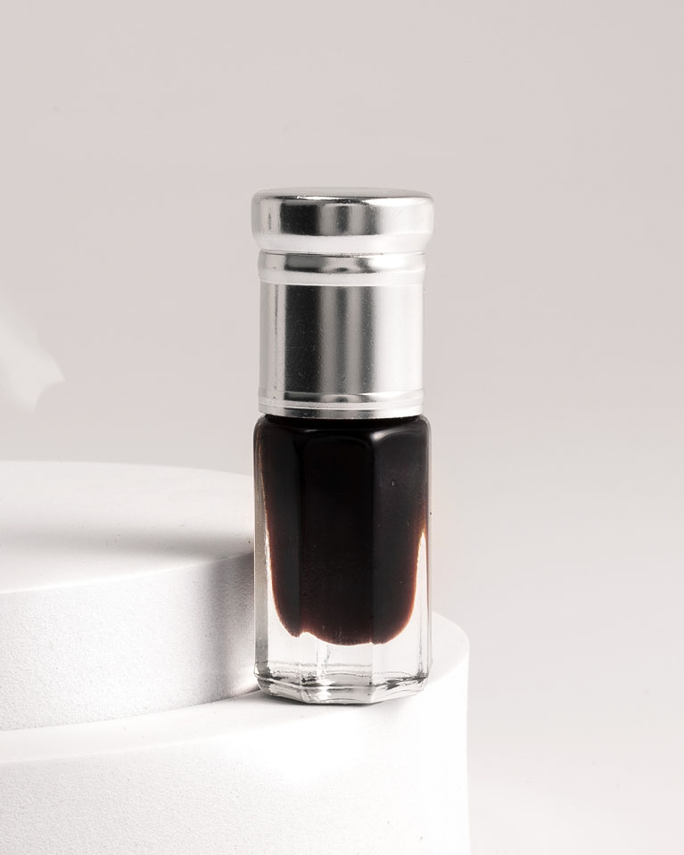 Luxurious Prachin Oud oil TOLD16BN