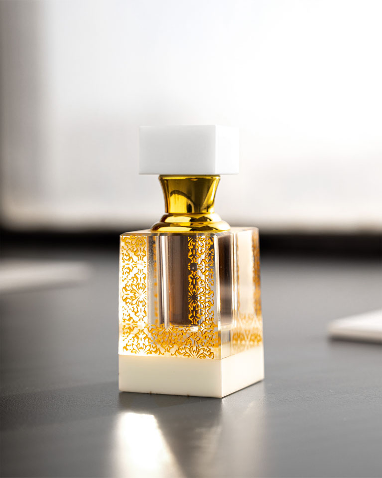 Vietnamese Oud oil TOLD12BN