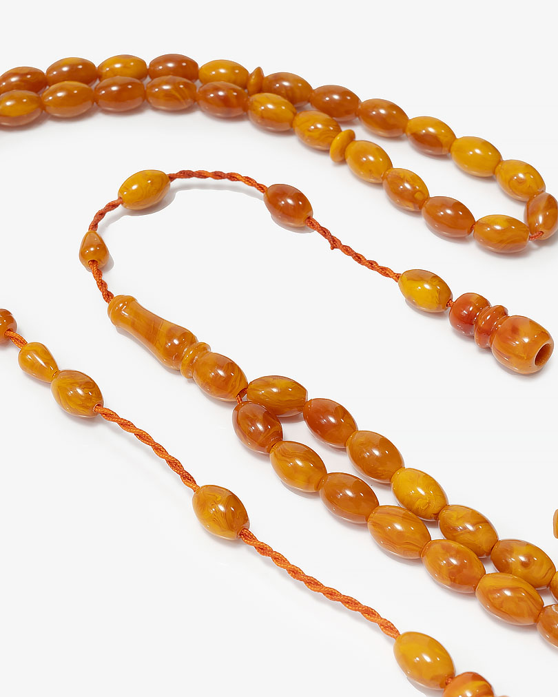 سبحة انيقة تراب الكهرمان