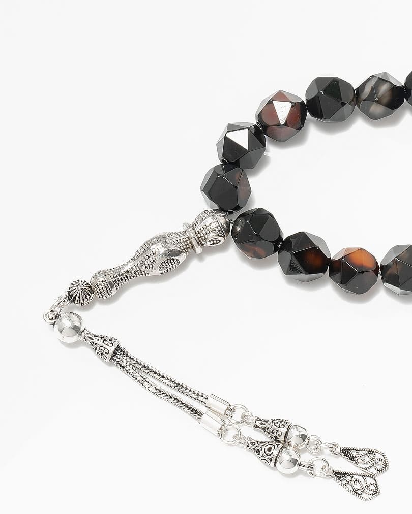 سبحة عقيق اسود وبني بقصة الاماس