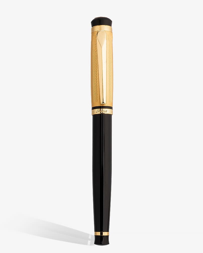 قلم حبر رجالي معدني ذهبي أسود منقوش