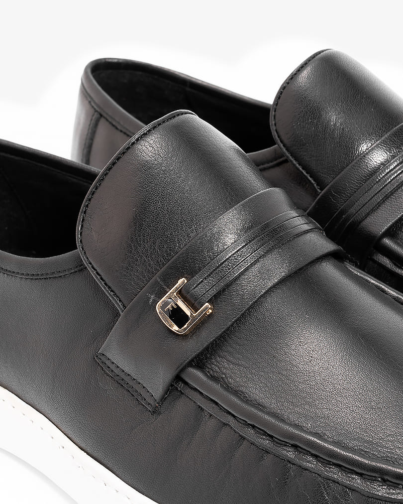 Casual leather shoes S830FLOBK