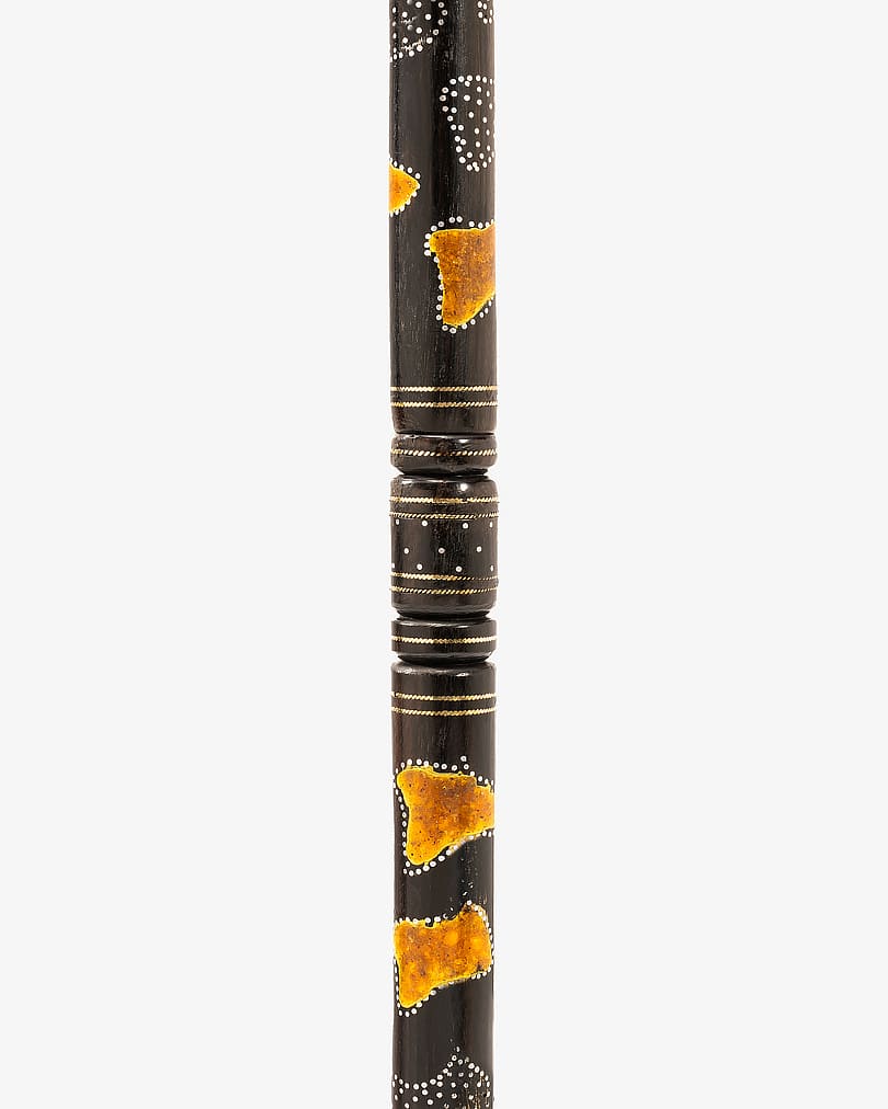 عصا عكاز مرصع بالنحاس شبيه الكهرمان