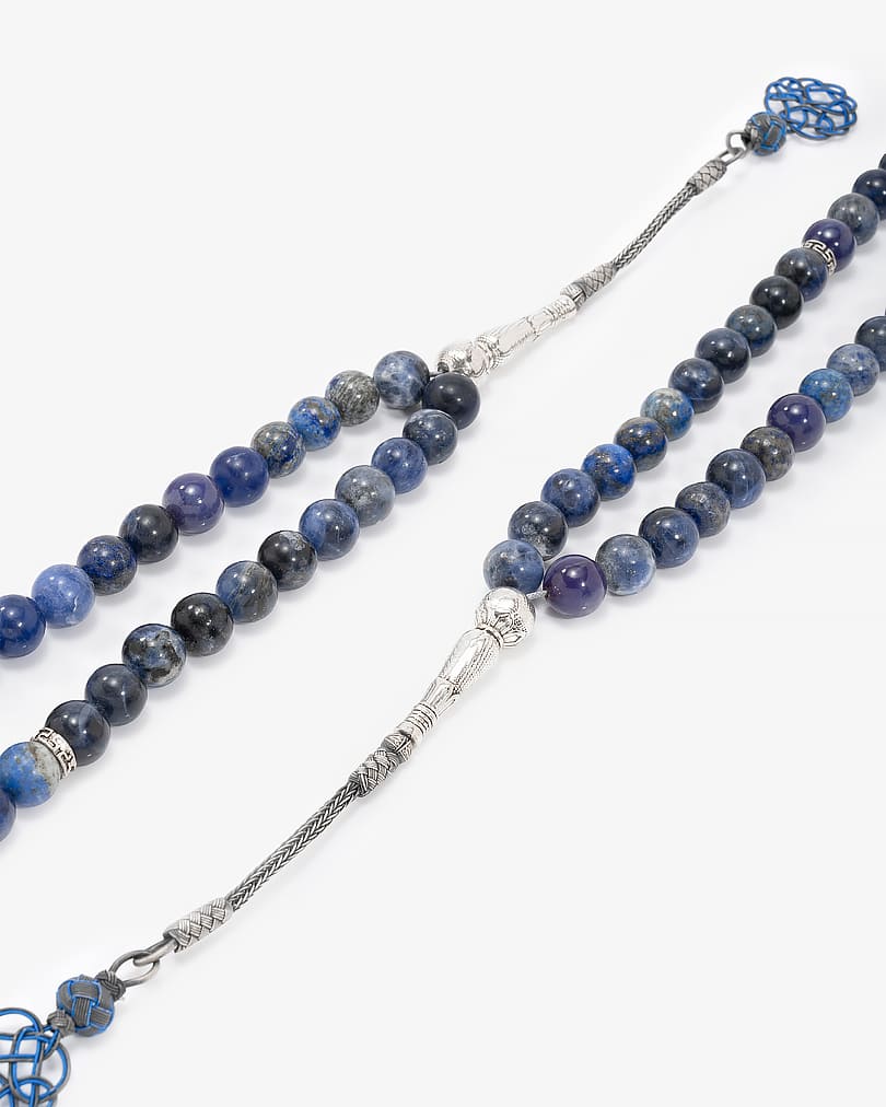 سبحة فضة بحجر سوداليت الازرق