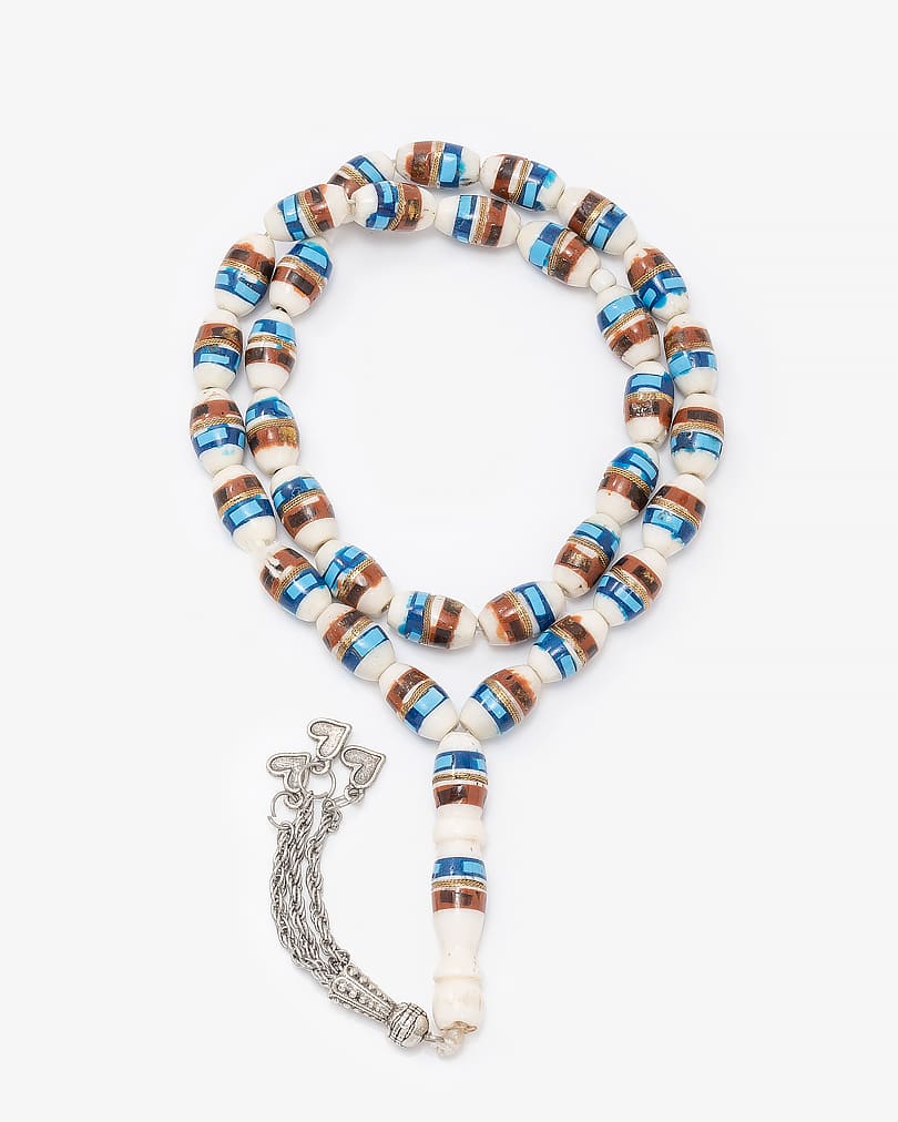 سبحة عظم مزينة بلونين 