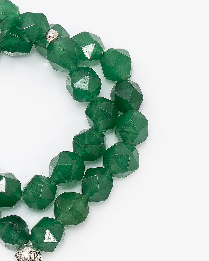 سبحة حجر جاد اخضر بقصة الاماس