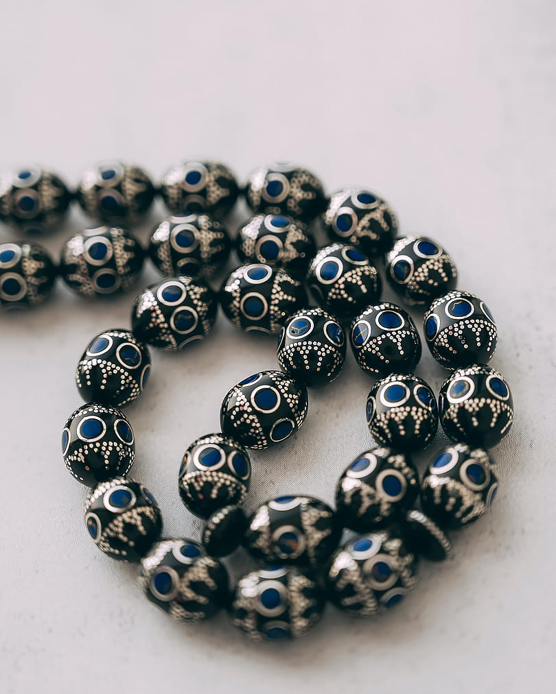 سبحة كوك منقوش بالفضة مزينه بحجر اللبيس