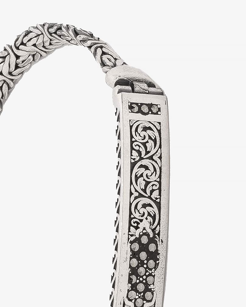 سوار معصم كاجوال فضة منقوش