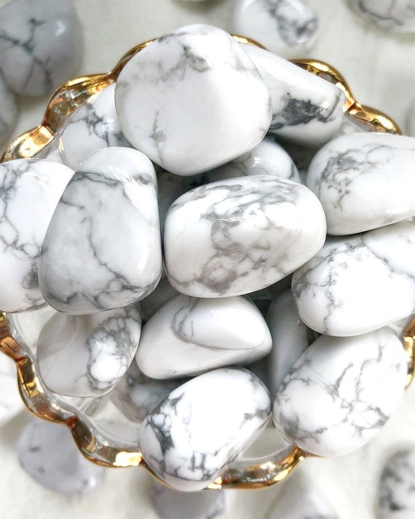 Howlite stone hand bracelet BRA106WH