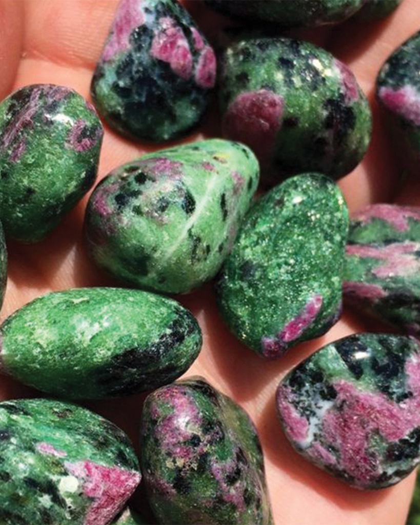 سبحة بحجر كريم روبي زوسيت