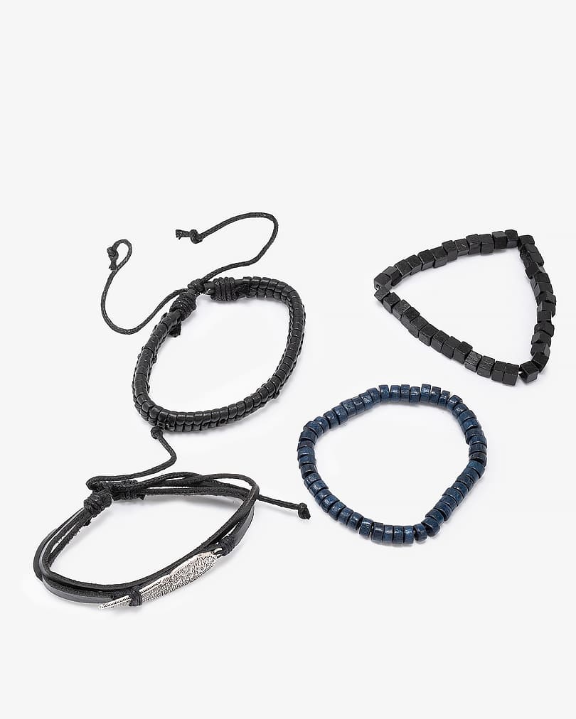 Set of 4 stylish men's bracelets