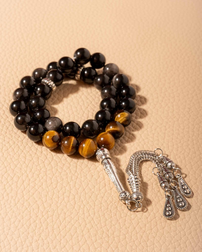 سبحة زجاج بركاني وعين النمرانيق