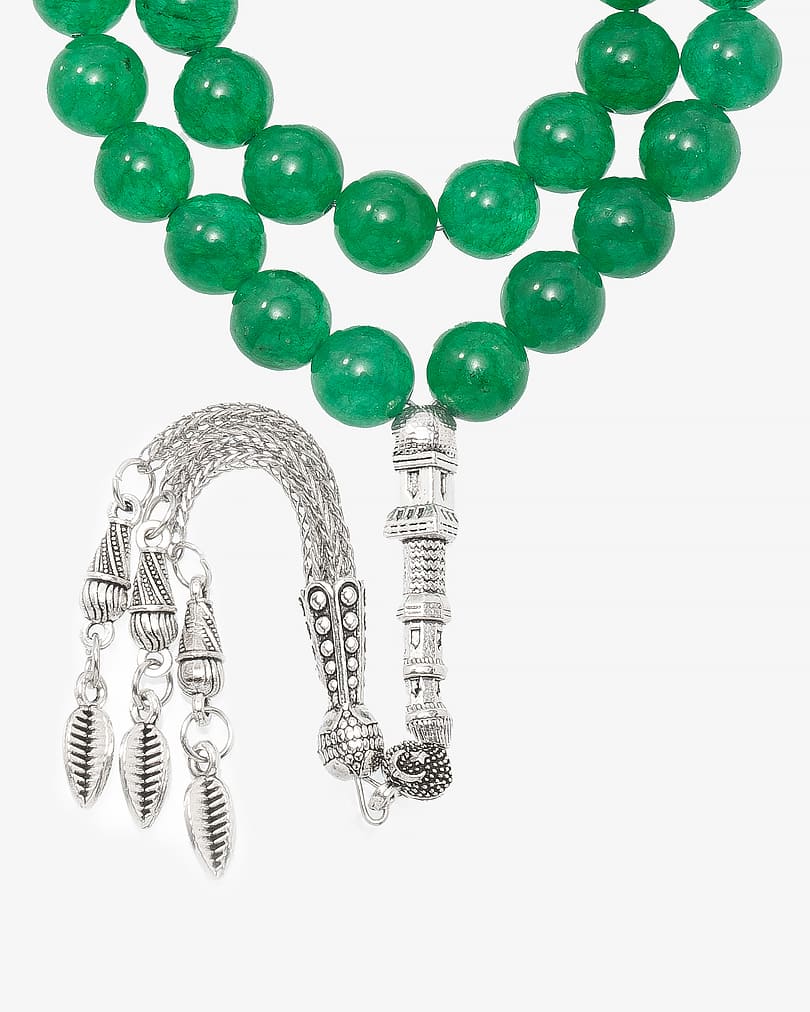 سبحة حجر جاد اخضر انيقة