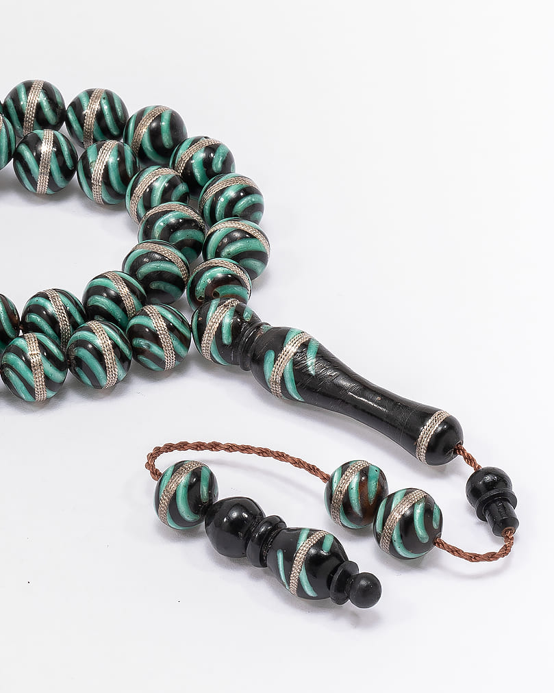 سبحة خشب كوك طبيعي مزين بالفضة الخالصة