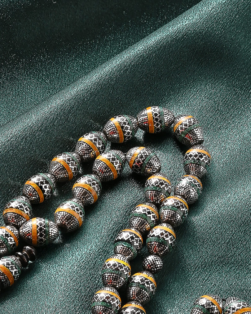 سبحة يسر منقوش بفضة تراب الكهرمان وملاكيت طبيعي