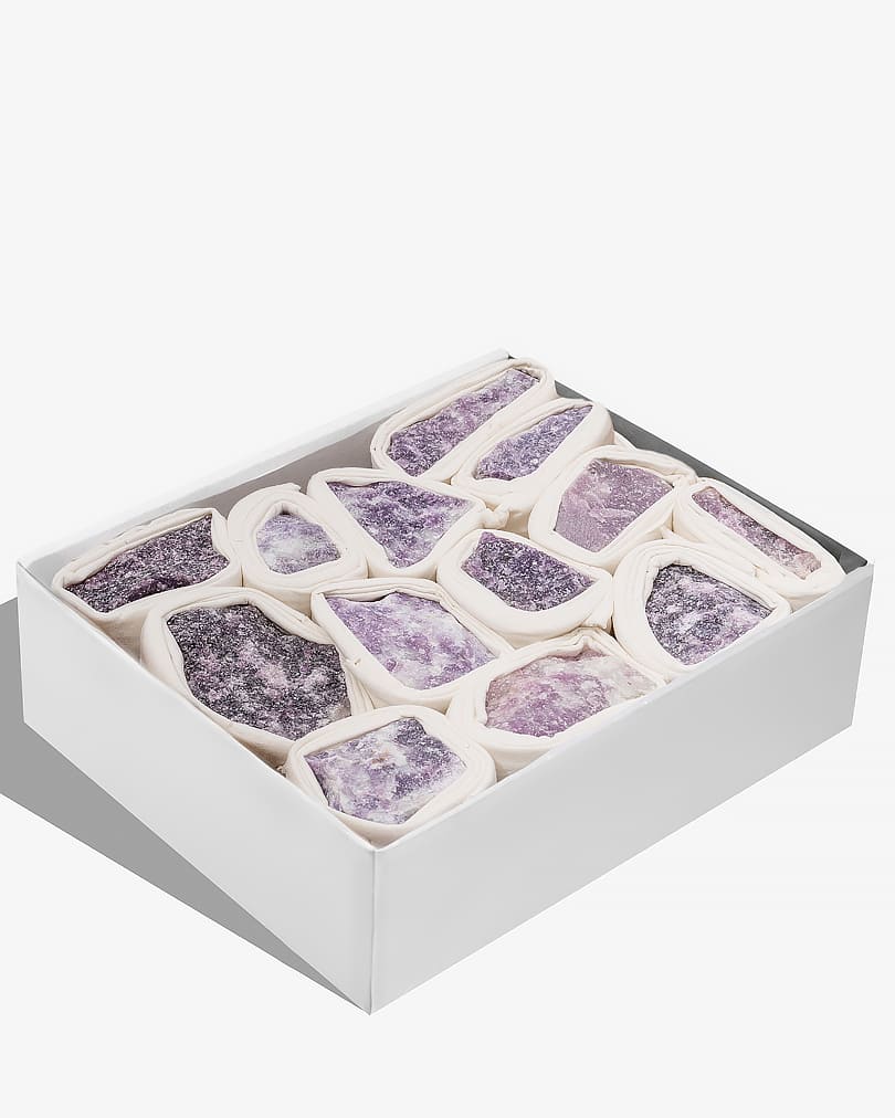 حجر  ليبيدوليت طبيعي خام