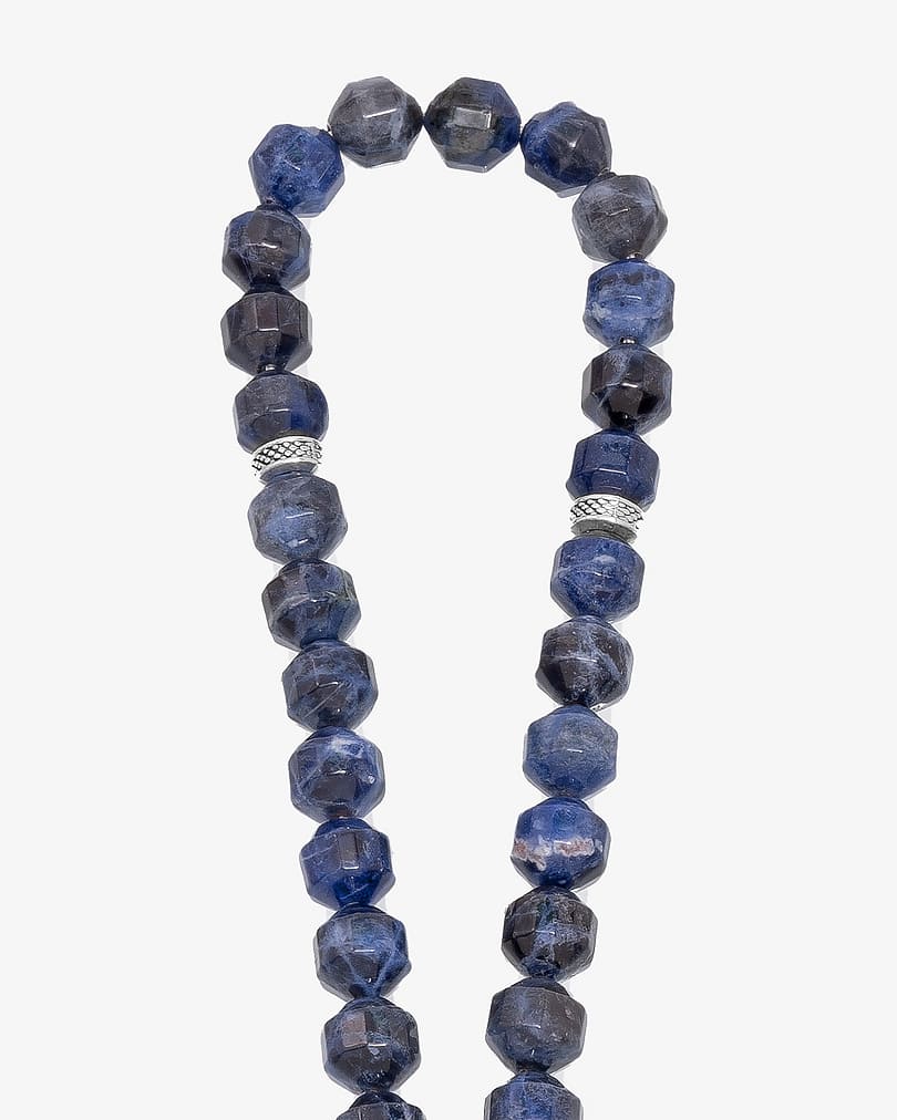 سبحة فضة حجر سوداليت ازرق بتصميم اسطاوني