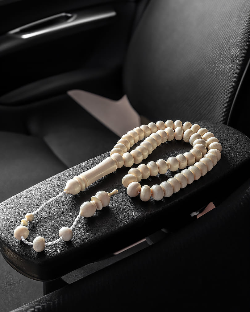 سبحة نادرة من العاج (ناب الفيل)