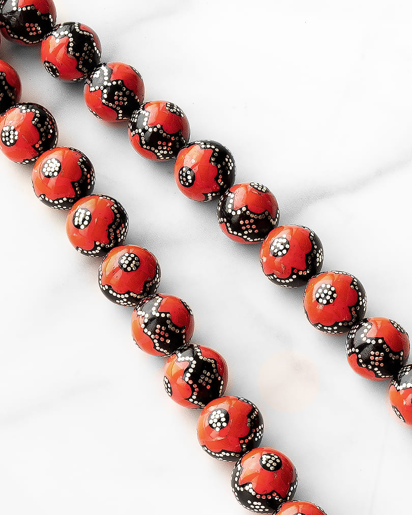 سبحة كوك طبيعي مزين بالفضة ومرجان