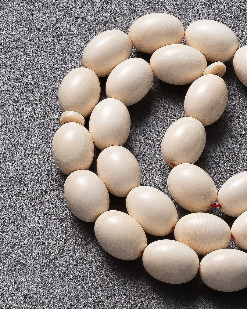 Rare ivory rosary  ROS5379WH