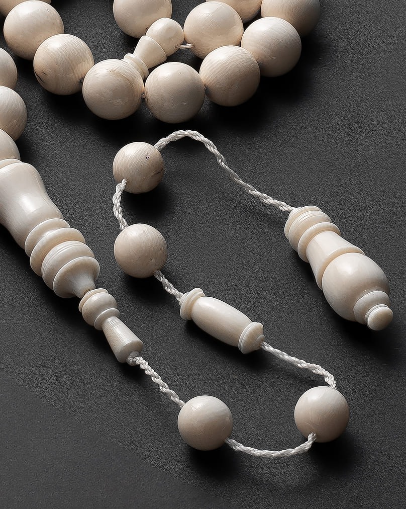 Rare ivory rosary  ROS5378WH
