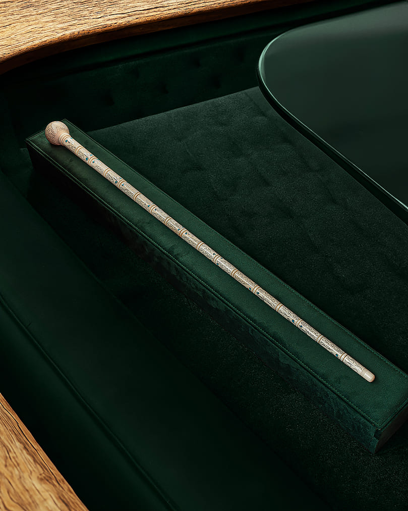 White crutch stick CAN783WH