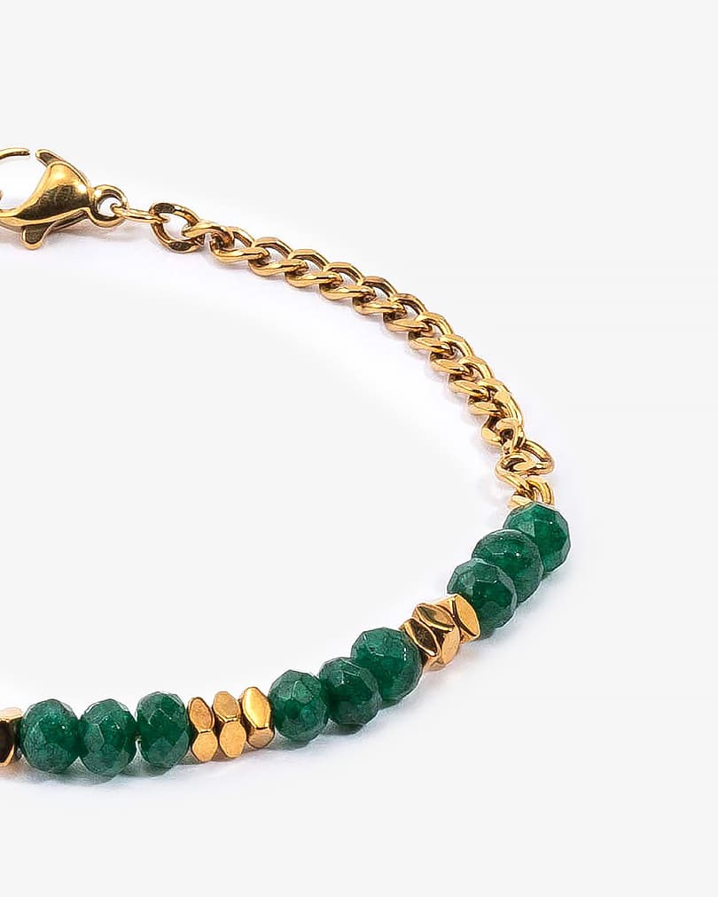 Luxurious bracelet with the allure of emerald and gold WBRA188GN