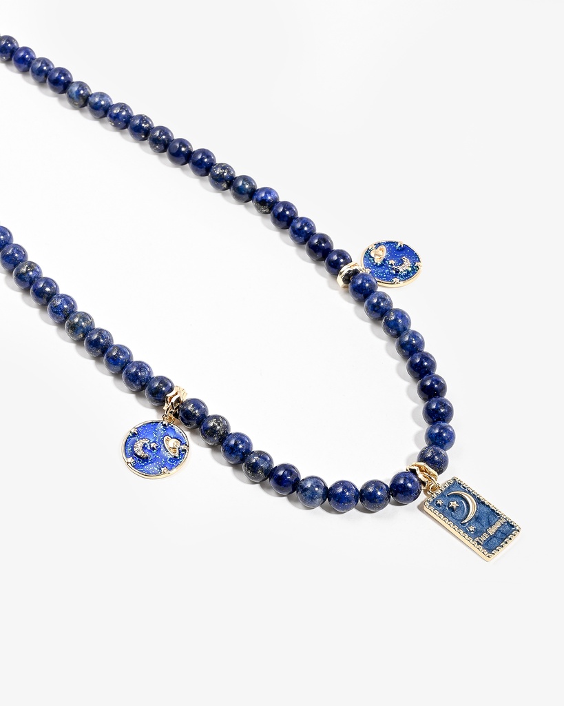 عقد مميز من حجر اللازورد الطبيعي