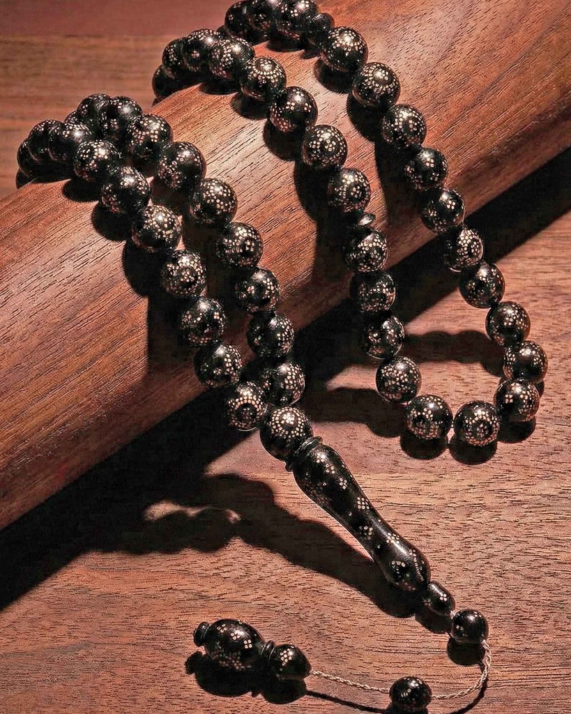 سبحة فاخرة كوك طبيعي منقوش بالفضة