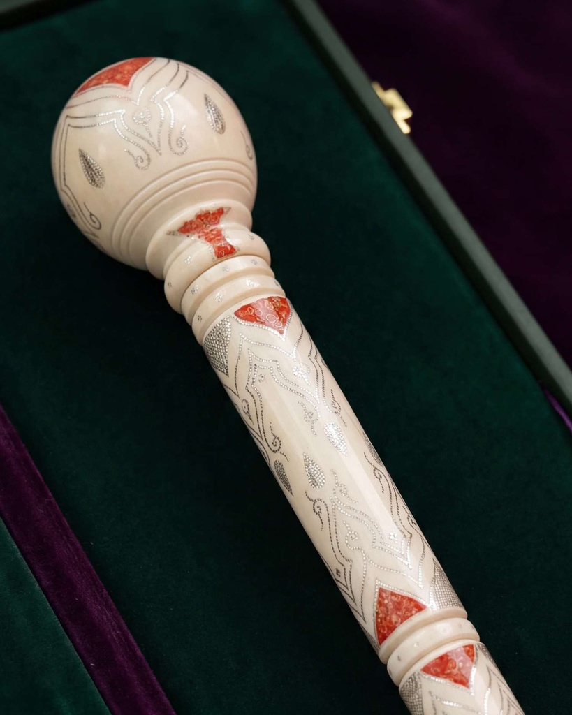 Ivory crutch stick CAN1000WH