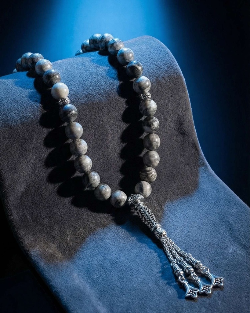 سبحة حجر يشب رمادي بعروق