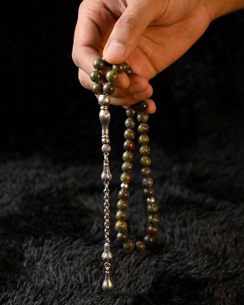 Luxury rosary with dragon blood stone ROS5540GN