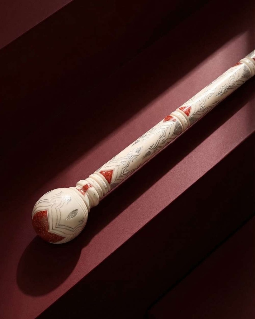 Ivory crutch stick CAN1000WH