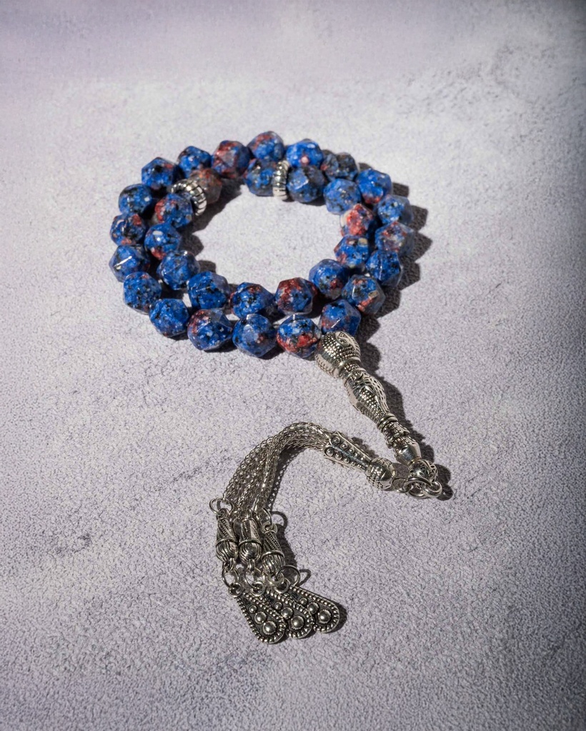 سبحة حجر عقيق ازرق بقصة الاماس