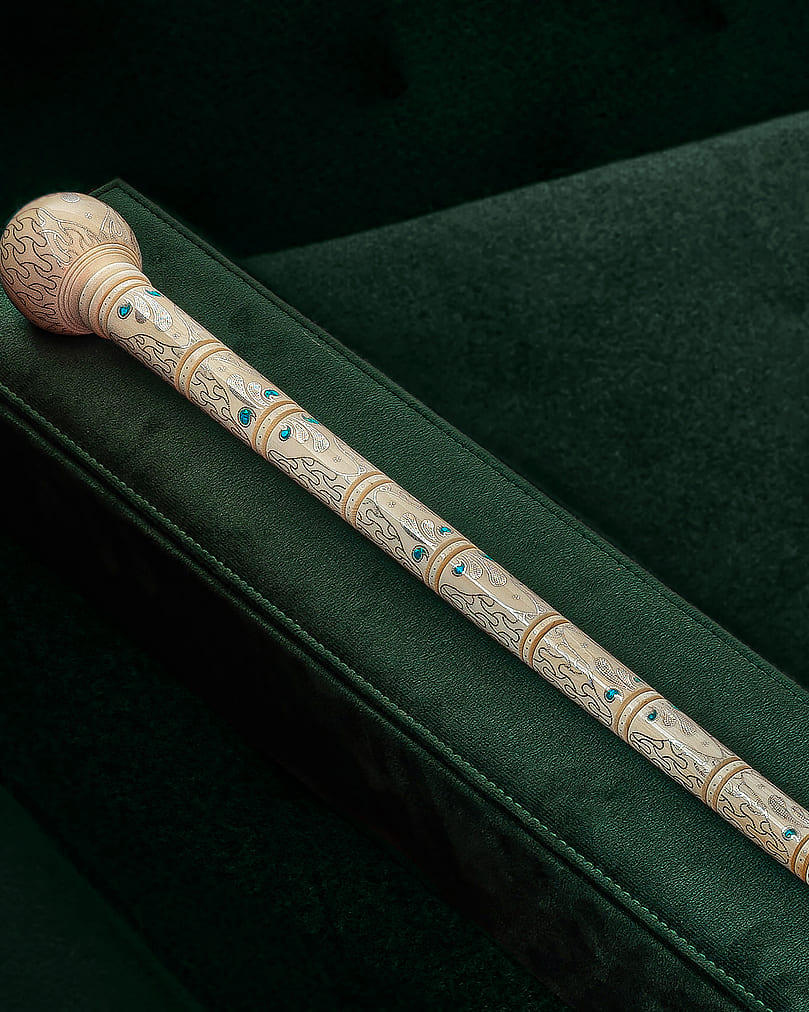 White crutch stick CAN783WH