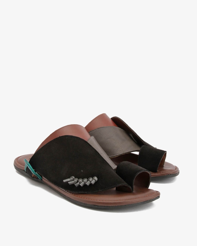 نعال شرقي زبيري