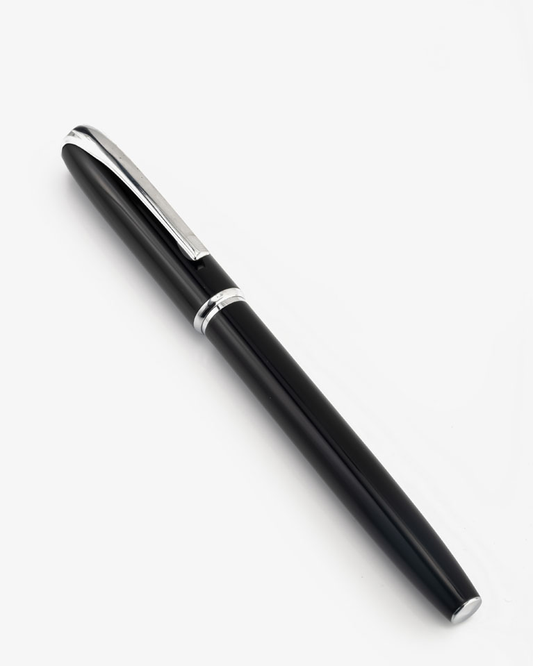 Men pen black& silver PEN851BK
