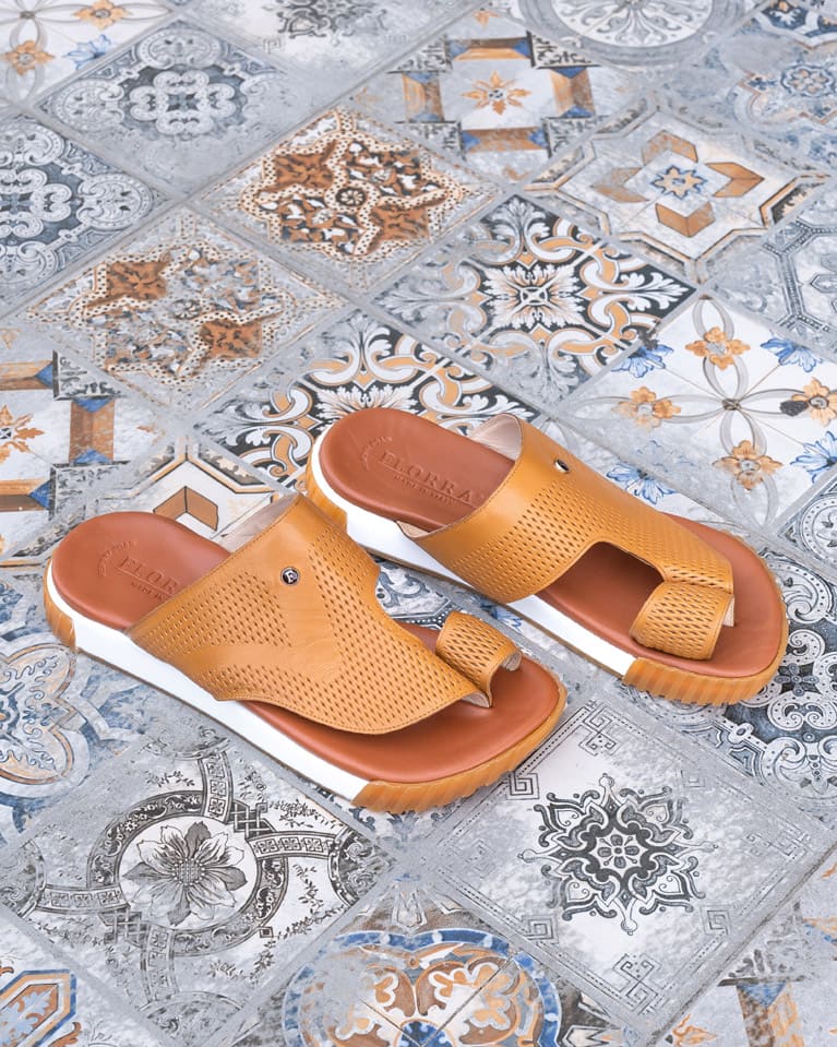 Florra Shargy Leather MNG2180FLOBN